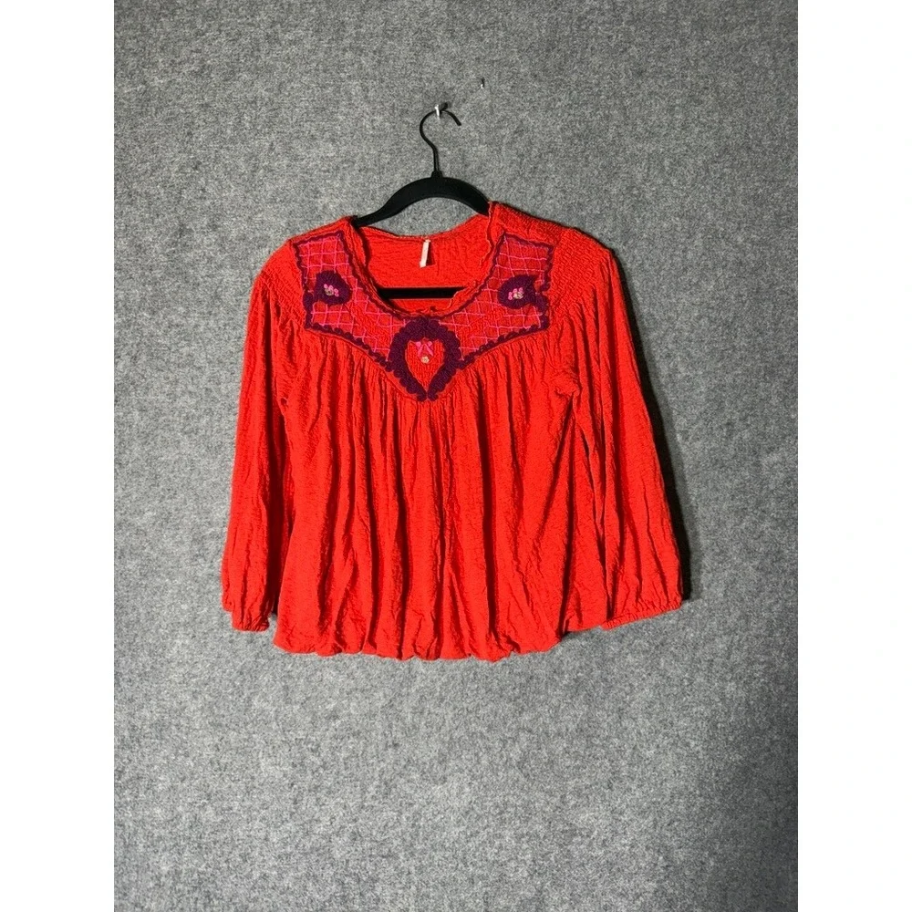 Free People Embroidered Peasant Blouse Smocked Back 3/4 Sleeve Small OB1021798